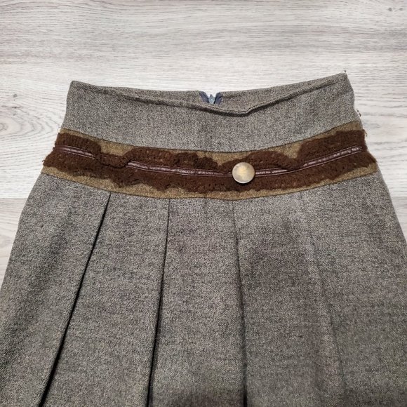 Vintage Style Skirt - Picture 5 of 8